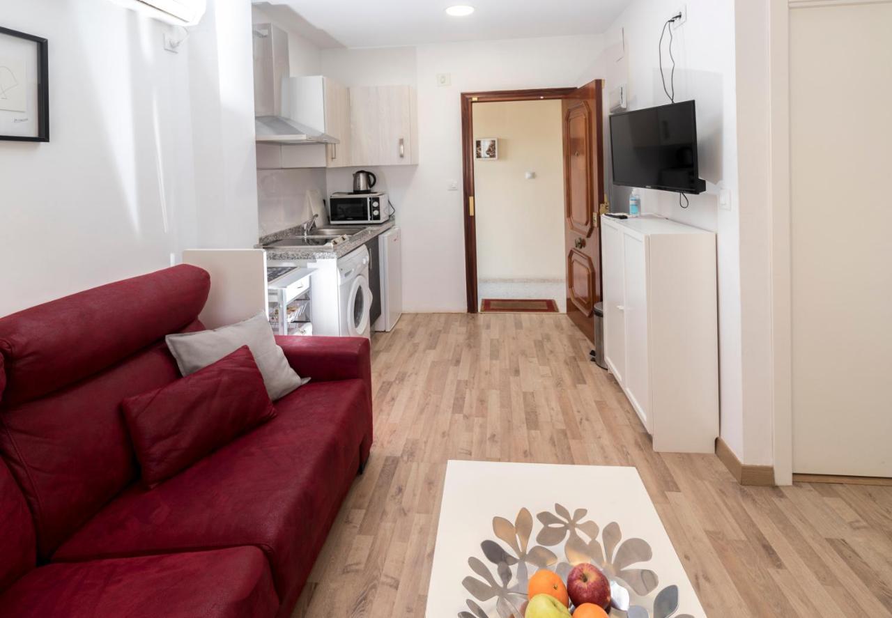 R&m C/sierpes 46 Apartment
