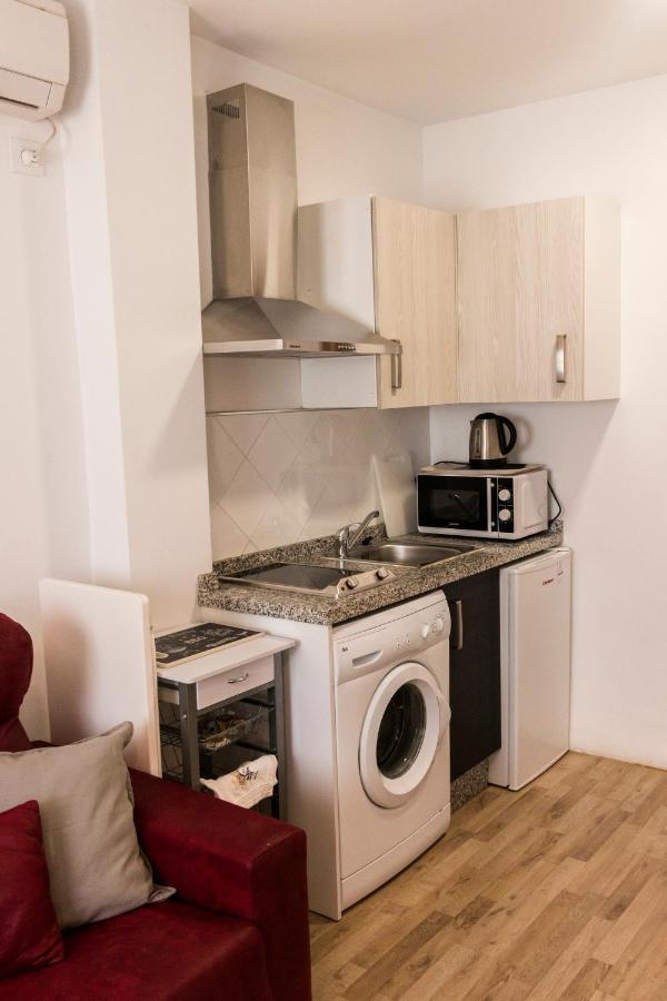 R&m C/sierpes 46 Apartment *